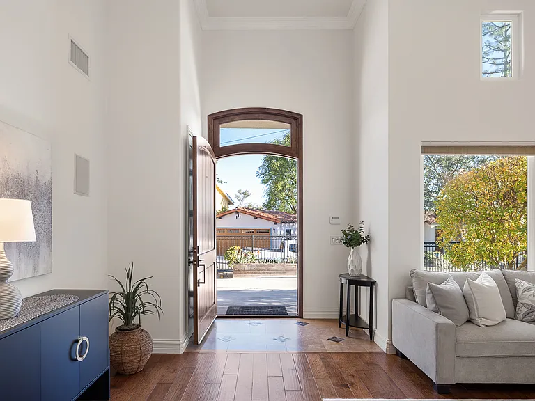 4337 Vista Pl — Photo 3