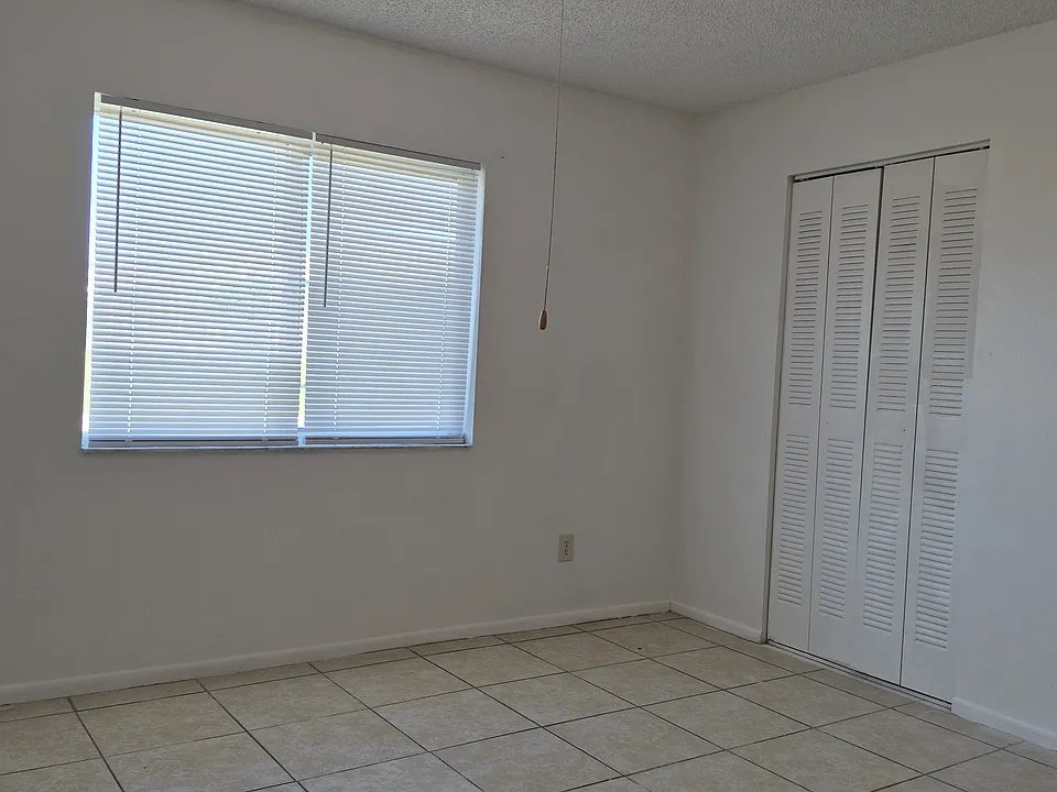 371 Winter Ridge Blvd