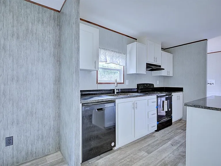 8595 NW 13th Ct — Photo 14