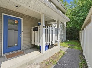 1035 Cummings Ave E #J-13, Ottawa, ON K1J9K5