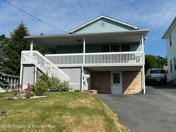1209 Bank St, Scranton, PA 18519