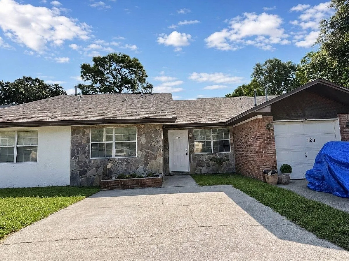 2 bed, 2.0 bath, 1053 sqft, $1,600 — Photo 2