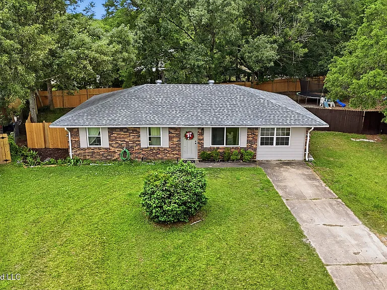 2616 W Angela Cir — Photo 31