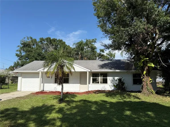 4911 18th St E, Bradenton, FL 34203