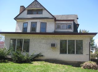 7 York Ave, West Pittston, PA 18643