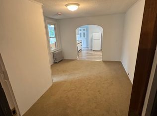995 Newfield St #7, Middletown, CT 06457
