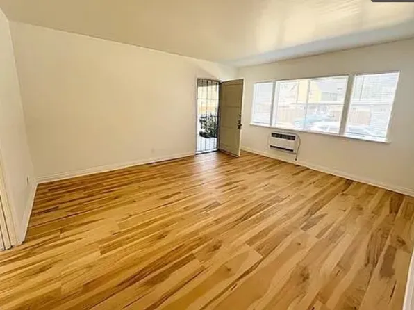 6412 Roble Ave APT 1, Los Angeles, CA 90042