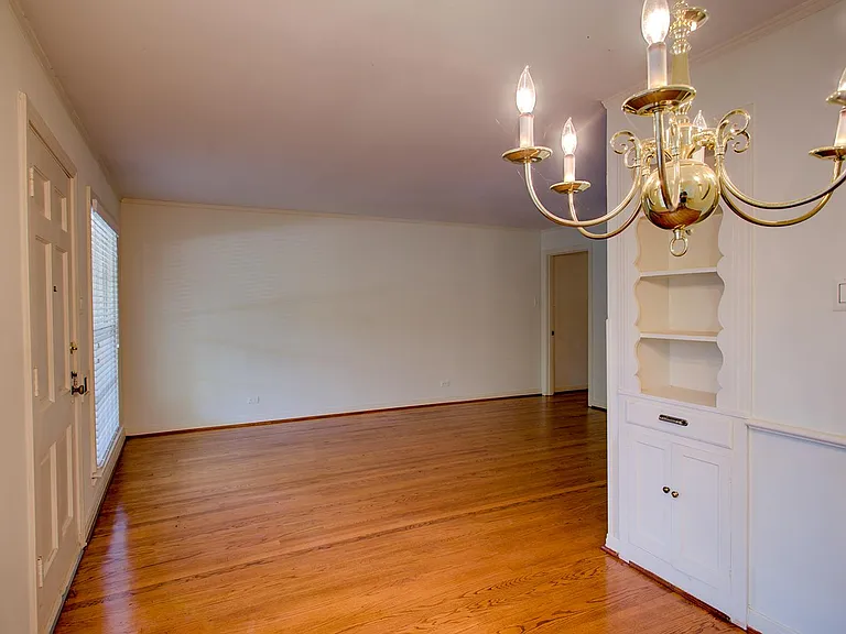 6255 Saint Moritz Ave — Photo 4