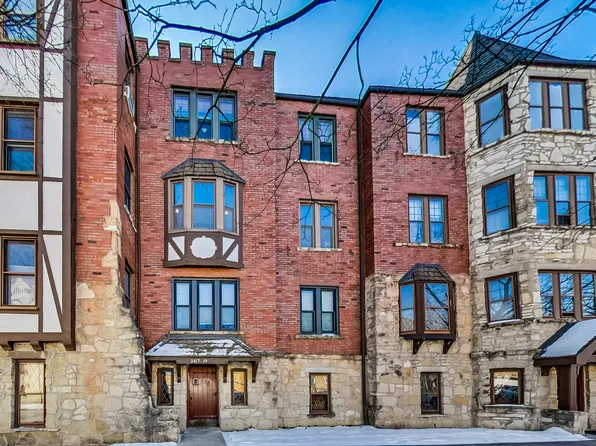 3419 W Hollywood Ave #2B, Chicago, IL 60659