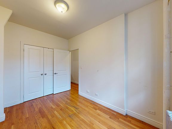 4th image of 33 Saint Marks Pl APT 3