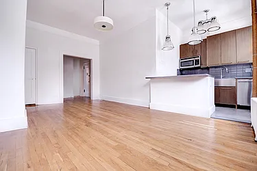 Rented by Urbane Brokerage