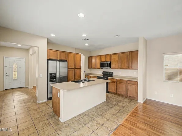 14089 W COUNTRY GABLES Drive, Surprise, AZ 85379