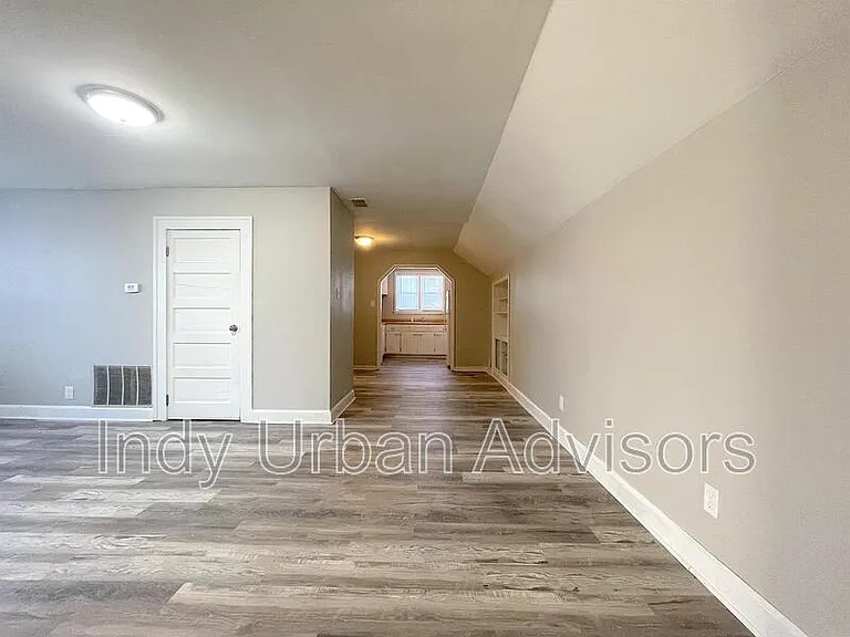 101 S Bancroft St #101.5 — Photo 2
