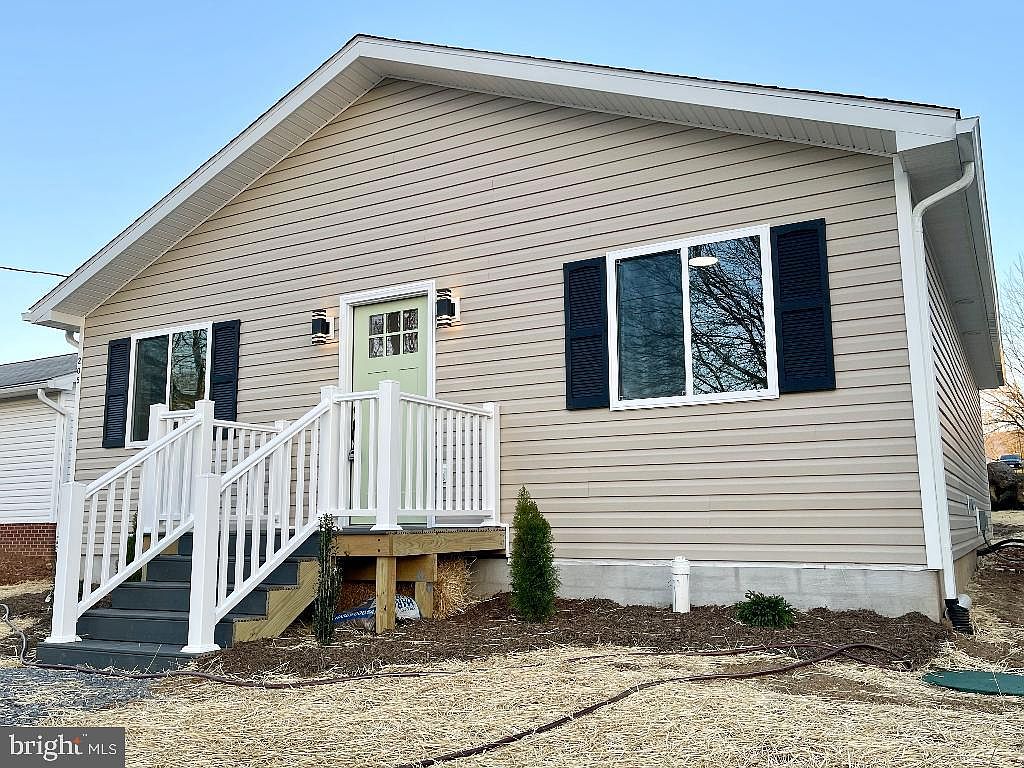 205 1st St, Luray, VA 22835 Zillow