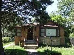 18340 Gladville Ave, Homewood, IL 60430