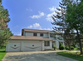 25716 Hendon Rd, Beachwood, OH 44122
