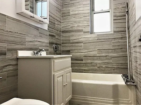 Rented by Bruma Realty LLC | media 12