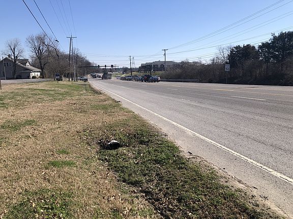 4th image of 1996 Nashville Pike #1