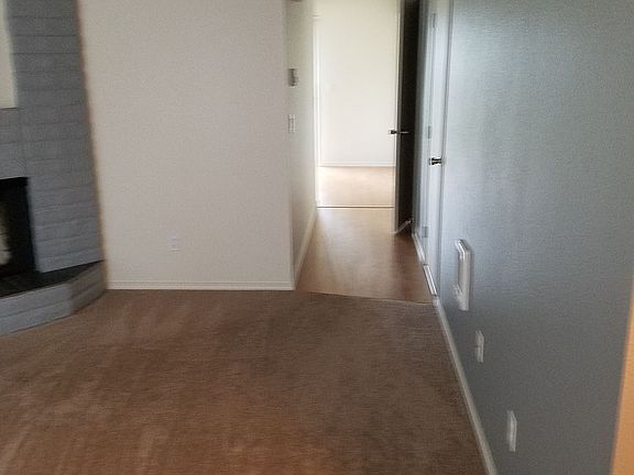 4th image of 6905 NE 43rd St Unit 10-D