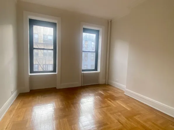 519 East 88th Street image 5 of 17