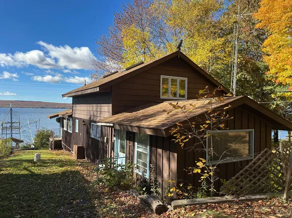 N11049 E Shore Rd, Marenisco, MI 49947