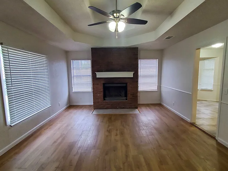 6216 Rutgers St — Photo 5