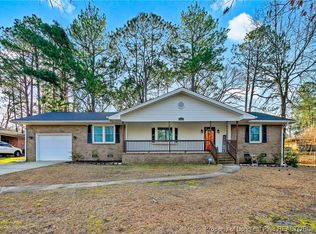 6433 Milford Rd, Fayetteville, NC 28303