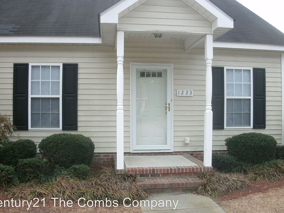 1st image of 1223 Stoneridge Ln