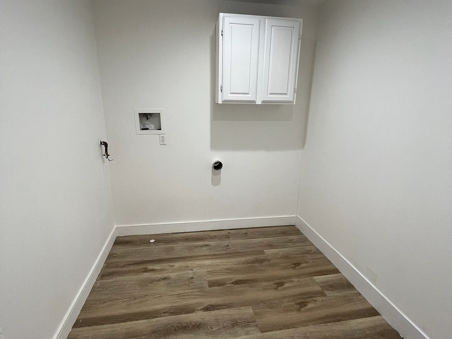 3 bed, 1200 sqft, $3,595 — Photo 4