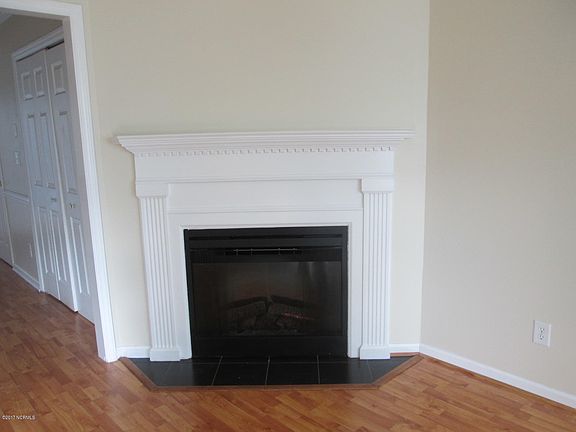 3rd image of 2300 P-4 Vineyard Dr