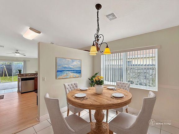 4th image of 1051 Park Hill Drive