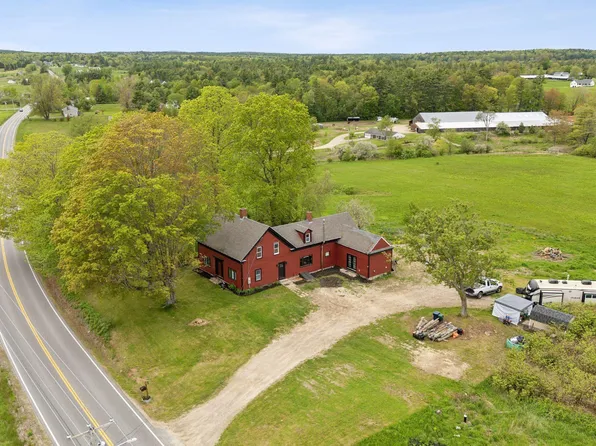 692 South Street, Biddeford, ME 04005