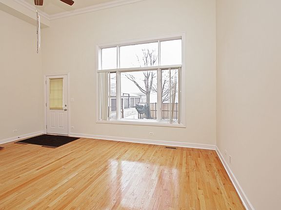5th image of 4873 N Winthrop Ave Unit G