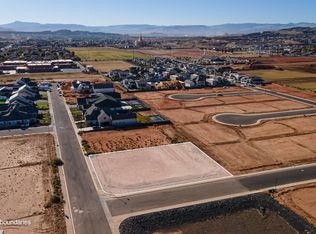 1 S Leaf Ln, Washington, UT 84780