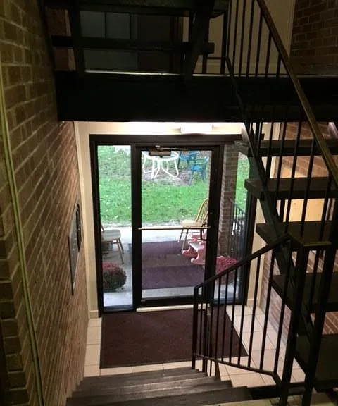 310 Main St #4 — Photo 2