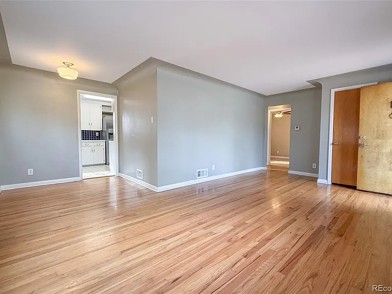 4125 Gray St — Photo 4
