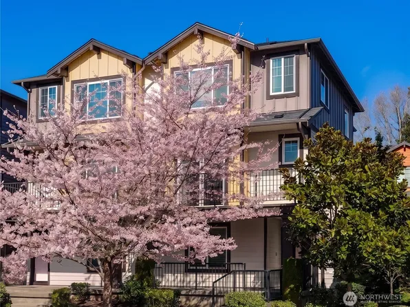 10357 156th Lane NE #101, Redmond, WA 98052