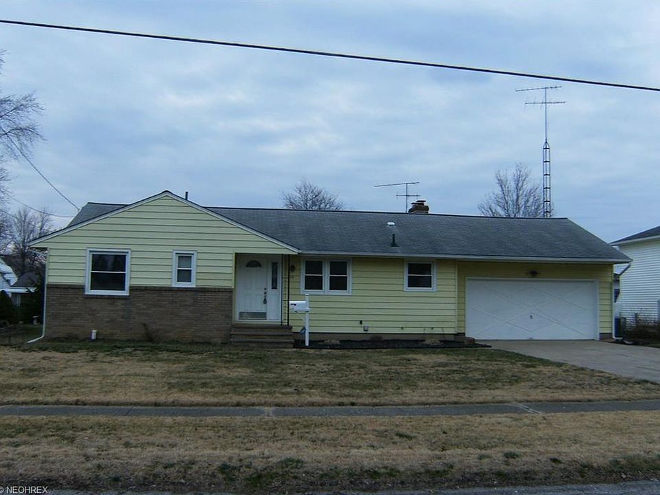 1st image of 128 Whitman Blvd