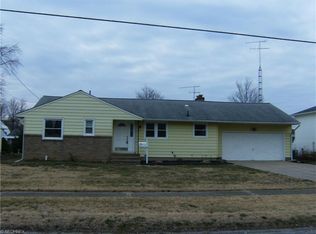 128 Whitman Blvd, Elyria, OH 44035
