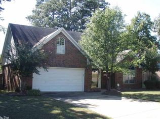 104 Rouen Ct, Maumelle, AR 72113