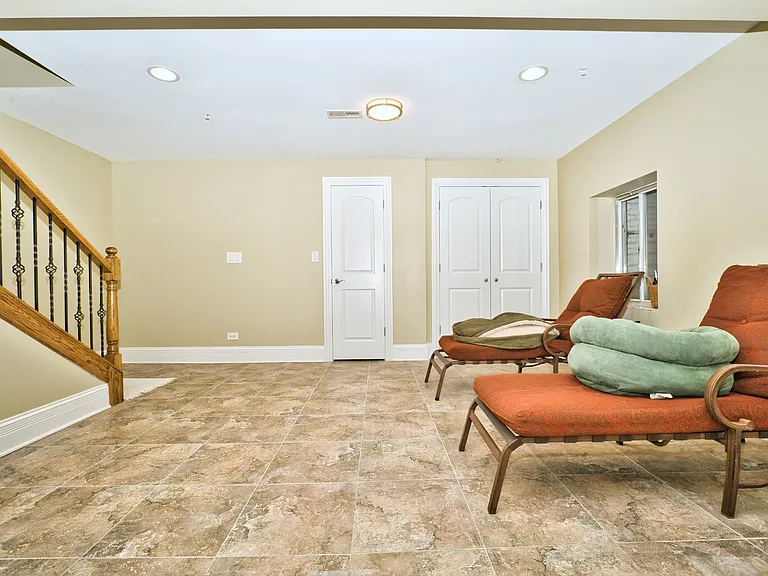 5044 Coyle Ave — Photo 41