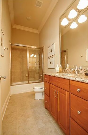 private bath|walk-in closet