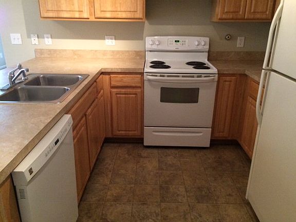 4th image of 142 Tirasco Ct