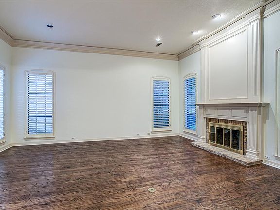 4th image of 7310 Lane Park Dr