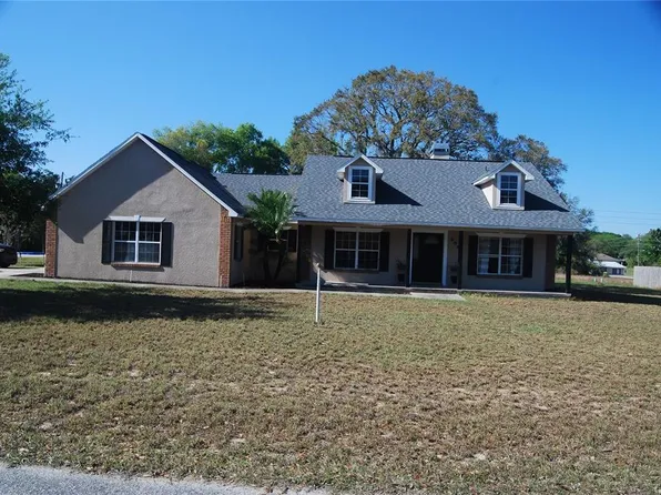 204 W Holly St, Howey In The Hills, FL 34737