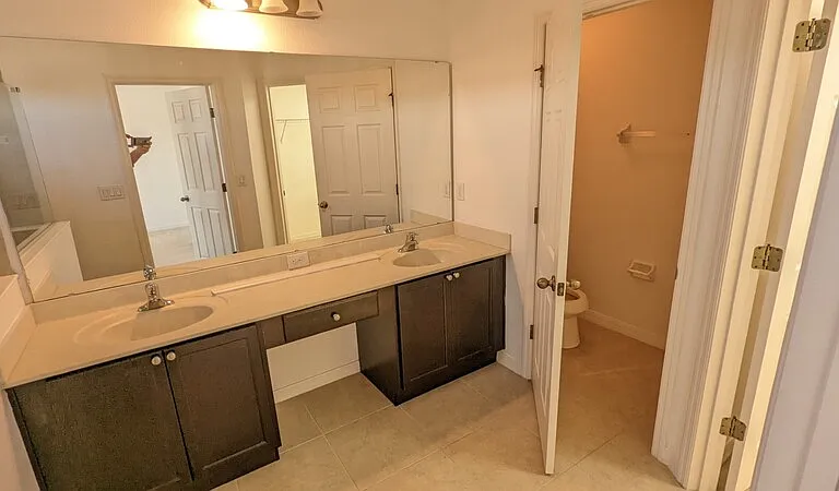 10060 Madison Banks St — Photo 11