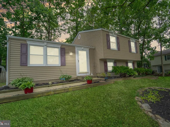 3 Shoreham Ct, Baltimore, MD 21236