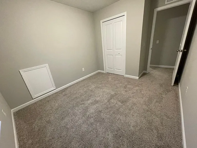 1358 Maple Grove Ln — Photo 18