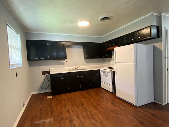 3rd image of 508 N 15th St #81001001