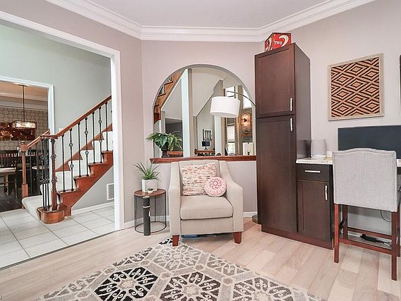 3rd image of 18876 Glen Cairn Way